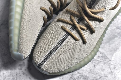 Adidas Originals Yeezy 350 V2 - Image 5