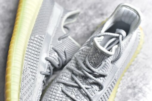 Adidas Originals Yeezy 350 V2 - Image 2