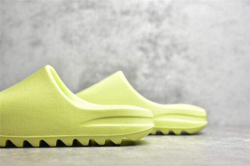 Adidas Yeezy Slides  Glow - Image 5
