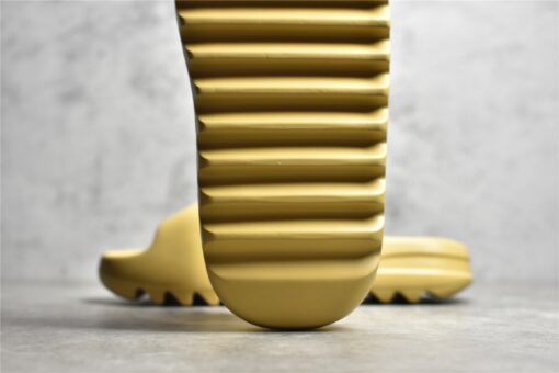 Adidas Yeezy Slides - Image 2