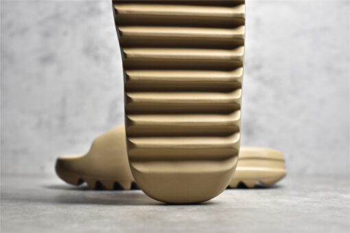 Adidas Yeezy Slides - Image 3