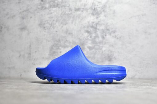Adidas Yeezy Slides