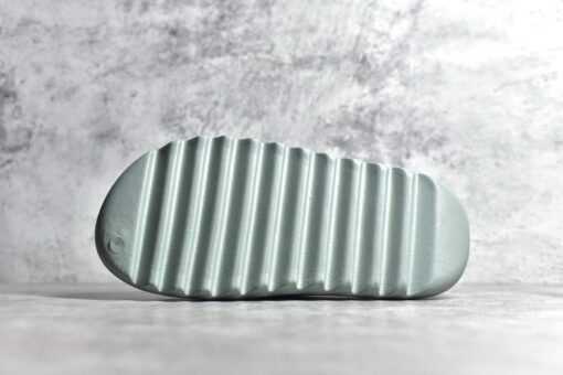 Adidas Yeezy Slides - Image 5