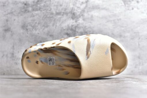 Adidas Yeezy Slides - Image 7