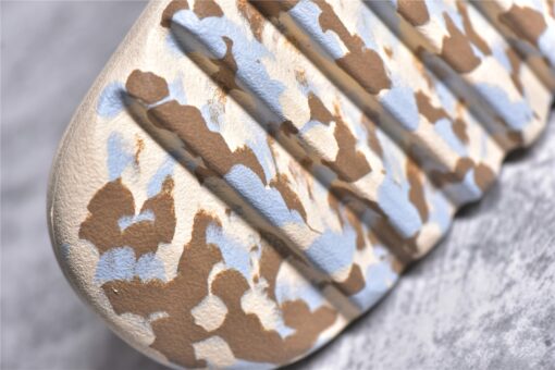 Adidas Yeezy Slides - Image 11