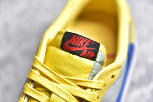 Air Jordan 1 Retro Low OG  X Travis Scott Canary - Image 17