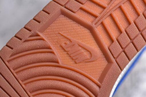 Air Jordan 1 Retro Low OG  X Travis Scott Canary - Image 15