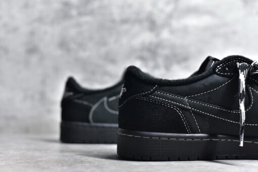 Air Jordan 1 Retro Low OG  X Travis Scott Phantom Black - Image 4