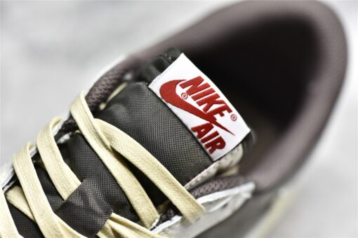 Air Jordan 1 Retro Low OG  X Travis Scott Reverse Mocha - Image 15