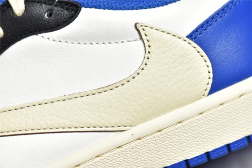 Air Jordan 1 Retro Low OG SP Fragment X Travis Scott - Image 16