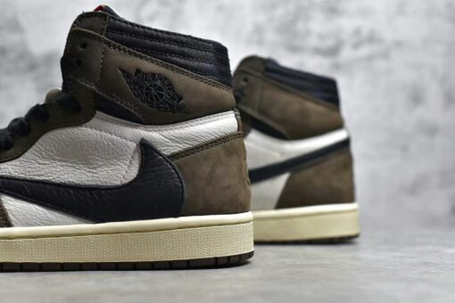 Air Jordan 1 Retro High Og Sp Travis Scott Mocha - Image 6