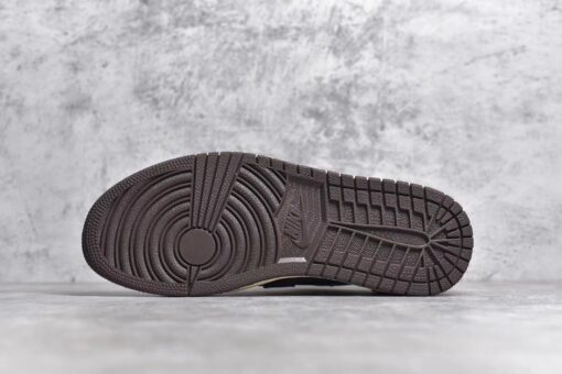 Air Jordan 1 Retro Low Og Sp Travis Scott Mocha - Image 6